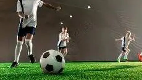 青春锋芒集结！U18国足强势出征，久尔杰维奇领军，魏祥鑫率队备战世界杯选拔赛